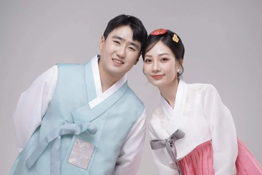 Cô gái Việt khiến chàng trai Hàn xin cưới vội, bố mẹ chồng cưng hết mực