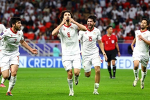 Đánh bại UAE sau loạt luân lưu, Tajikistan đi vào lịch sử Asian Cup