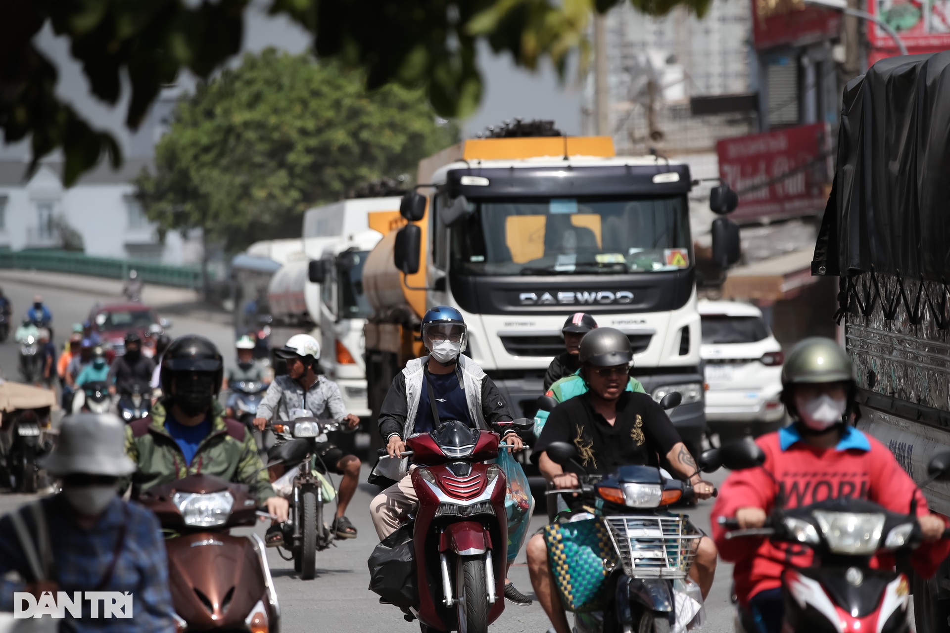 Điểm mặt 7 điểm đen tai nạn giao thông ở TPHCM - 10 Điểm mặt 7 điểm đen tai nạn giao thông ở TPHCM - 10