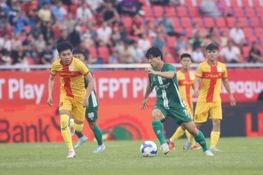 Công Phượng ghi bàn giúp CLB Bình Phước vượt qua vòng 1 Cúp Quốc gia