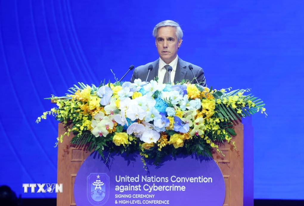 Ngọn hải đăng” soi đường cho hợp tác toàn cầu về an ninh mạng - 2 Ngọn hải đăng” soi đường cho hợp tác toàn cầu về an ninh mạng - 2