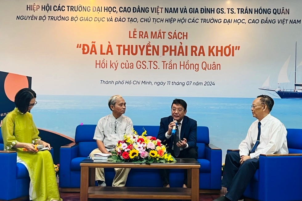 Bí mật về cô thợ cắt tóc riêng của Bộ trưởng GDĐT đầu tiên thời kỳ đổi mới - 3 Bí mật về cô thợ cắt tóc riêng của Bộ trưởng GDĐT đầu tiên thời kỳ đổi mới - 3