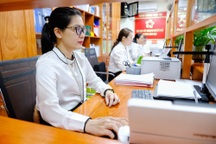 Bộ máy nhà nước giảm được bao nhiêu cán bộ sau cuộc cách mạng tinh gọn?