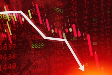 VN-Index bất ngờ giảm gần 30 điểm sau khi vượt đỉnh lịch sử