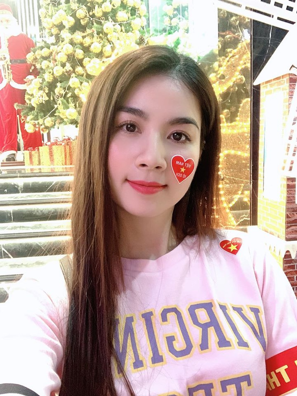 Sao Việt vỡ oà trước chiến thắng của U22 Việt Nam tại SEA Games 30 - 17 Sao Việt vỡ oà trước chiến thắng của U22 Việt Nam tại SEA Games 30 - 17