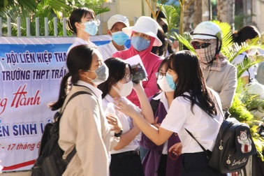 Đà Nẵng: Đề thi Ngoại ngữ lớp 10 dễ, thí sinh tự tin nói đạt 9 đến 10 điểm