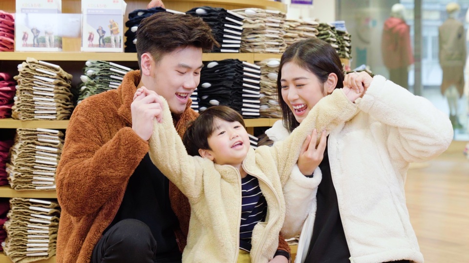 Nhìn lại hành trình một năm đặt chân đến Việt Nam của UNIQLO - 2 Nhìn lại hành trình một năm đặt chân đến Việt Nam của UNIQLO - 2