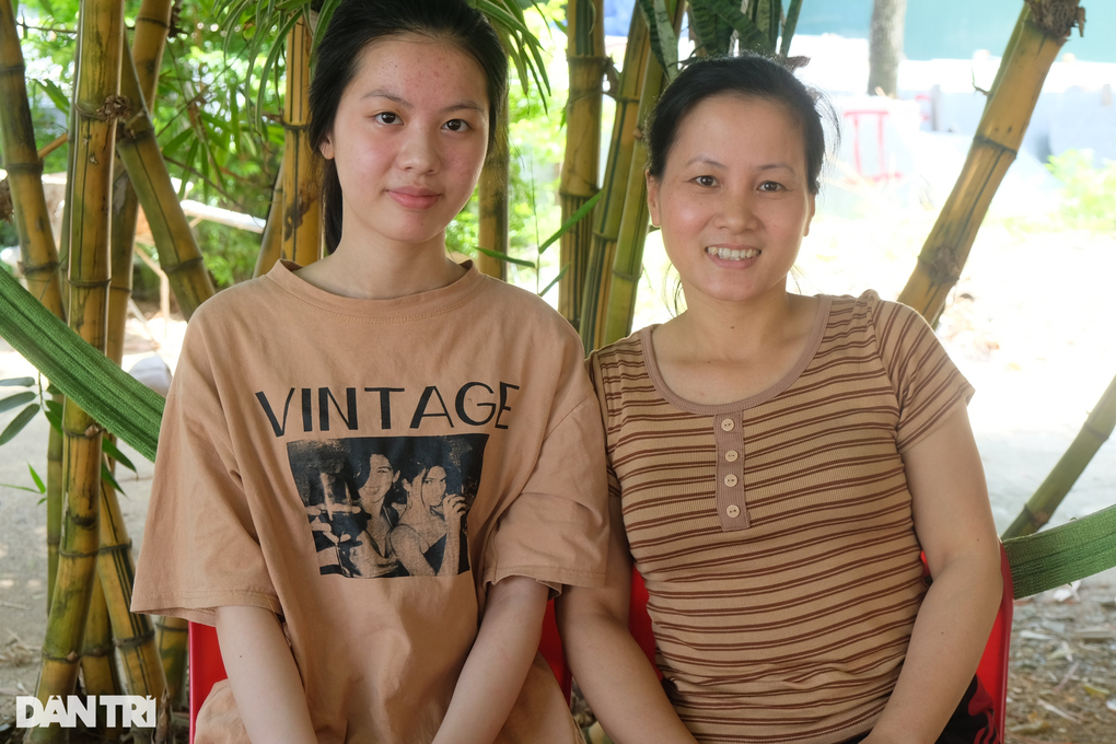 Nữ sinh xứ Thanh đạt 29 điểm khối C00, ước mơ trở thành cô giáo - 4 Nữ sinh xứ Thanh đạt 29 điểm khối C00, ước mơ trở thành cô giáo - 4