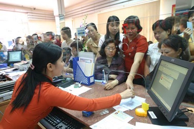 Sacombank bổ nhiệm 3 "phó tướng" trong 10 ngày