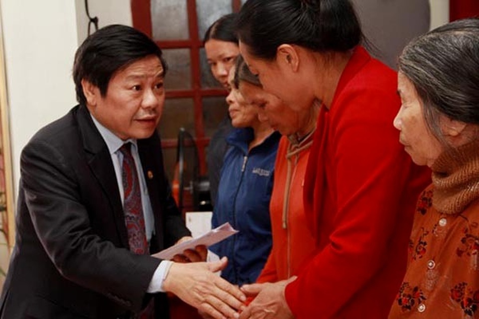 Hà Tĩnh yêu cầu tiết kiệm, dành kinh phí chăm lo cho gia đình chính sách - 1 Hà Tĩnh yêu cầu tiết kiệm, dành kinh phí chăm lo cho gia đình chính sách - 1