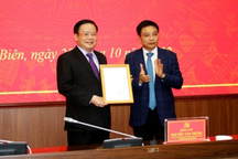 Bộ trưởng Giao thông Vận tải bàn giao nhiệm vụ tại tỉnh Điện Biên