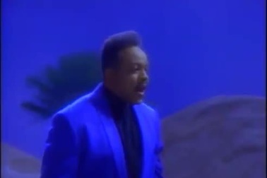 “A Whole New World” hát cùng Regina Belle