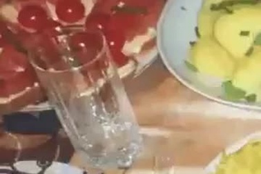 Nỗi niềm của không ít sinh viên nghèo vào mỗi dịp cuối tháng