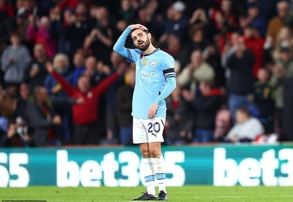 Pep Guardiola tiết lộ lý do khiến Man City thua sốc Bournemouth - 2 Pep Guardiola tiết lộ lý do khiến Man City thua sốc Bournemouth - 2