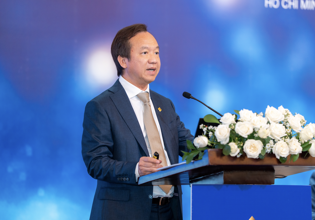 Bà Cao Thị Ngọc Dung nói lý do bán cổ phiếu PNJ giữa lúc công ty khó khăn - 2