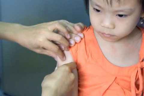 Nhiều “lỗi” trong tiêm chủng cần khắc phục!