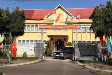 Chấn chỉnh  lãnh đạo huyện vì "không tiếp dân khiếu nại"