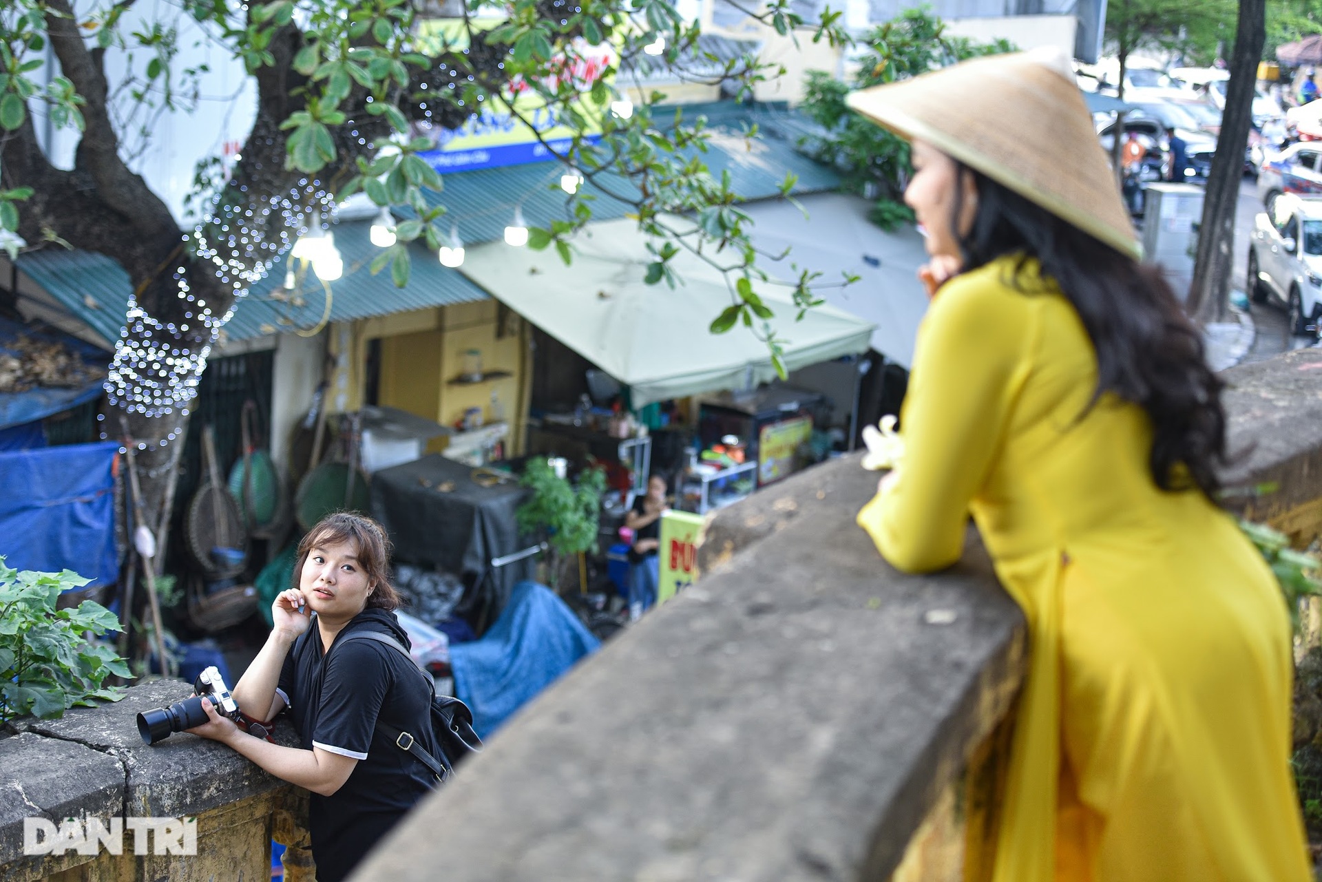 Tiết lộ về người phụ nữ 19 năm ngâm mình dưới nước, ẩn người trong bóng tối - 19 Tiết lộ về người phụ nữ 19 năm ngâm mình dưới nước, ẩn người trong bóng tối - 19