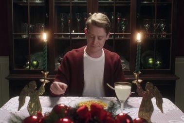 Google tái hiện lại bộ phim kinh điển “Ở nhà một mình” trong clip quảng cáo hài hước