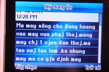 Hai phóng viên bị đe dọa bằng điện thoại