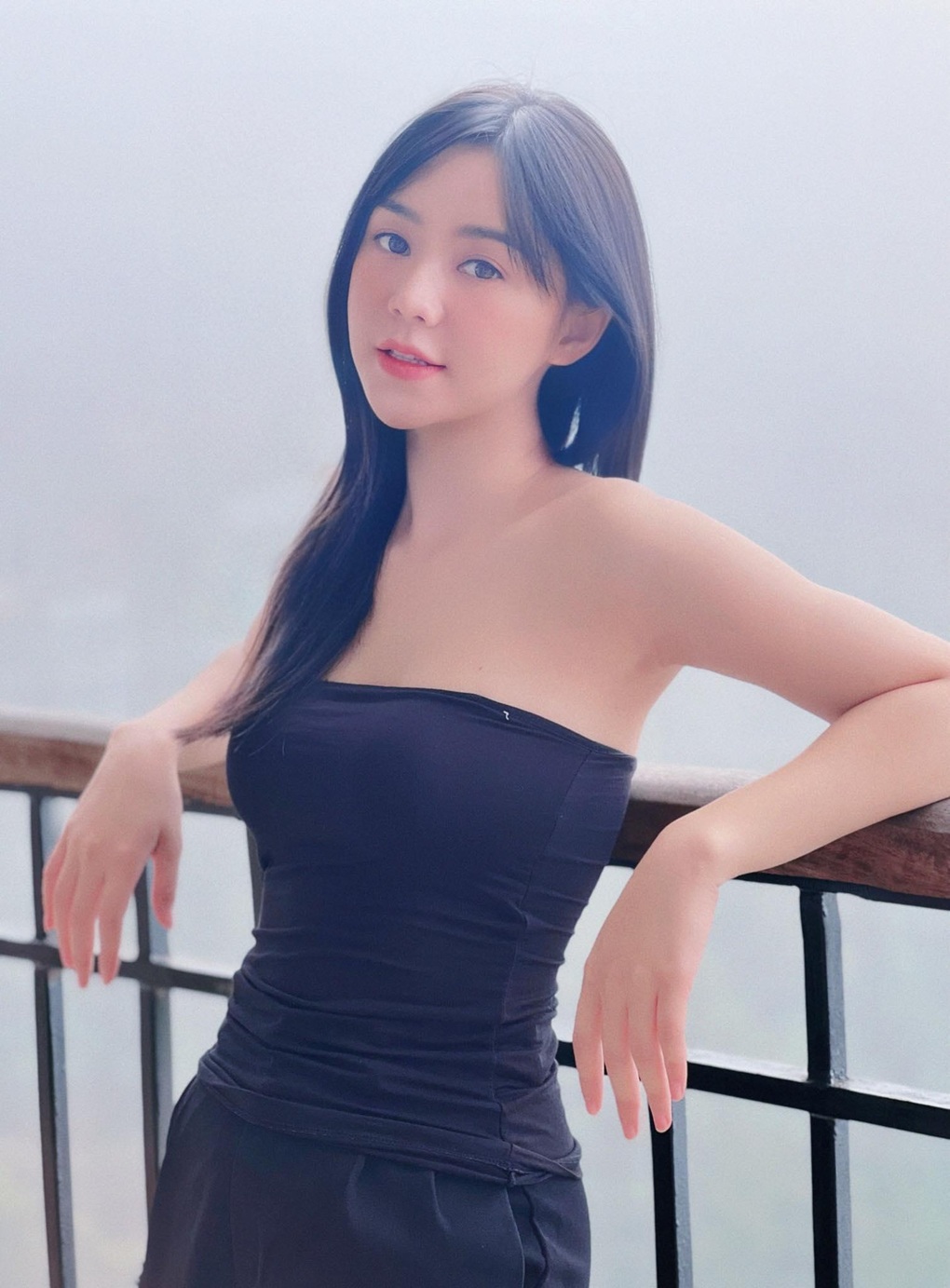 Vẻ đời thường quyến rũ, hiện đại khác hẳn mẹ đơn thân của Quỳnh Kool - 5 Vẻ đời thường quyến rũ, hiện đại khác hẳn mẹ đơn thân của Quỳnh Kool - 5