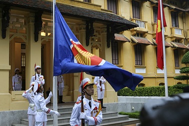 Lễ thượng cờ ASEAN tại trụ sở Bộ Ngoại giao