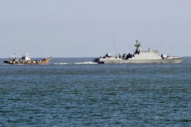 Hải quân Hàn Quốc bắn cảnh cáo tàu Triều Tiên