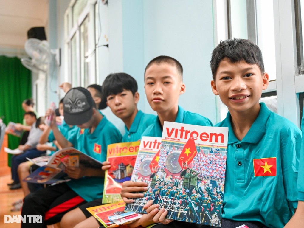 Nhịp cầu tri thức và yêu thương đến với trẻ em có hoàn cảnh đặc biệt - 3 Nhịp cầu tri thức và yêu thương đến với trẻ em có hoàn cảnh đặc biệt - 3