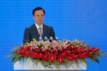 Trung Quốc: Tân Bí thư Trùng Khánh xoá sổ “di sản ma quỷ” của Bạc Hy Lai