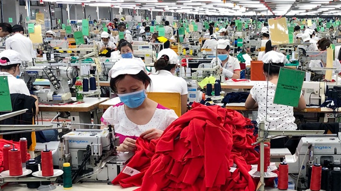 Cuối năm, nhu cầu tuyển dụng lao động của ngành dệt may khá lớn để đáp ứng các đơn hàng 
