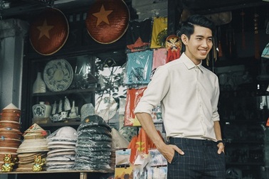 Quang Đăng “The Remix” thư sinh trên phố cổ Hà Nội