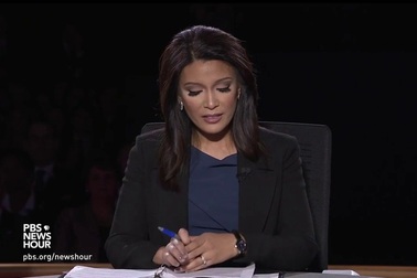 Hai ứng viên phó tổng thống Mỹ tranh cãi về thuế và an ninh