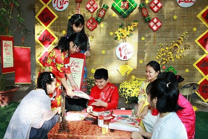 anh tet