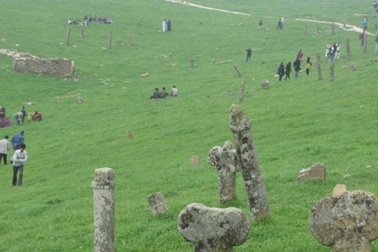 Nghĩa địa “nhạy cảm” thu hút du khách ở Iran