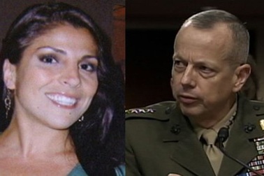 Tư lệnh Mỹ được tuyên vô tội trong vụ bê bối tình ái