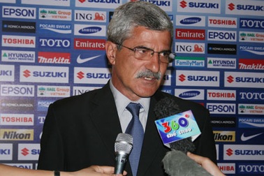 HLV Calisto nhận quyết định sa thải