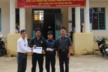 Bạn đọc giúp đỡ nam sinh lớp 7 mồ côi bố mẹ hơn 53 triệu đồng