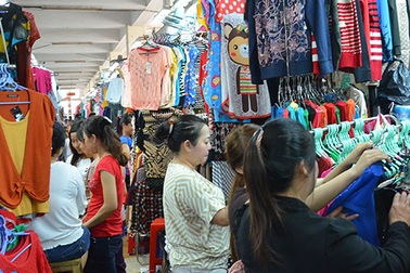 Bất thường nhập siêu từ Trung Quốc