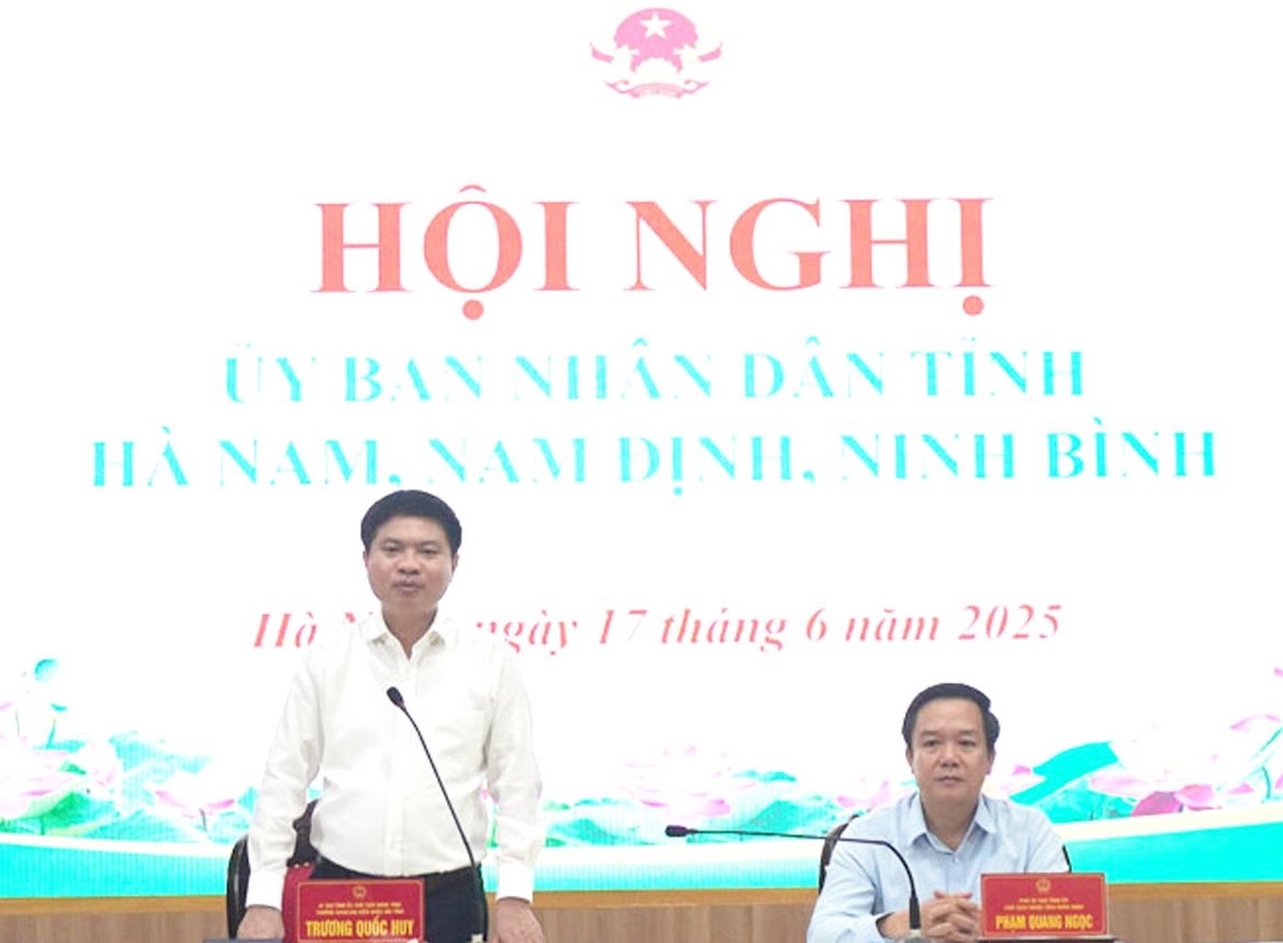 Bố trí cán bộ tỉnh Ninh Bình sau hợp nhất phải thận trọng, khoa học - 1