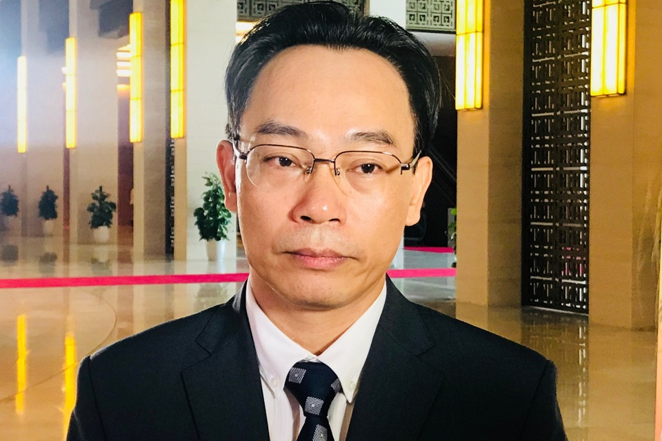 Cách chức hiệu trưởng đại học hưởng lương khủng: Áp dụng luật nào? - 1 Cách chức hiệu trưởng đại học hưởng lương khủng: Áp dụng luật nào? - 1