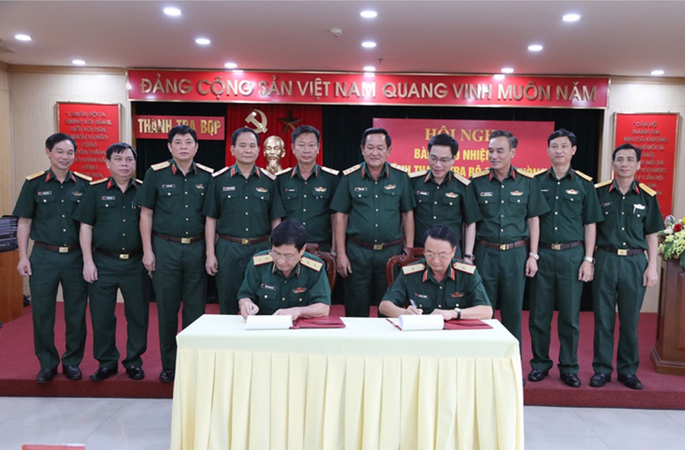 Thiếu tướng Lê Đình Thương giữ chức Chánh Thanh tra Bộ Quốc phòng - 2 Thiếu tướng Lê Đình Thương giữ chức Chánh Thanh tra Bộ Quốc phòng - 2