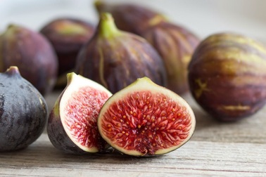 Tẩm bổ quả sung đỏ lựng, hàng xách tay 2 triệu đồng/kg