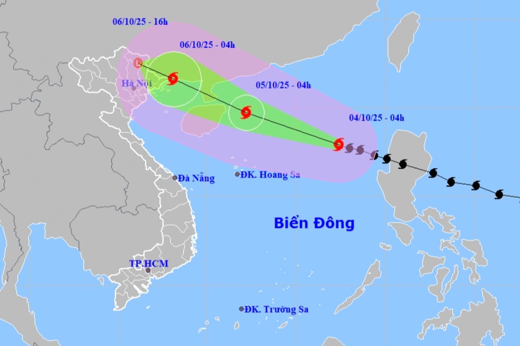 Bão Matmo tăng cấp nhanh, những khu vực nào bị ảnh hưởng? - 1