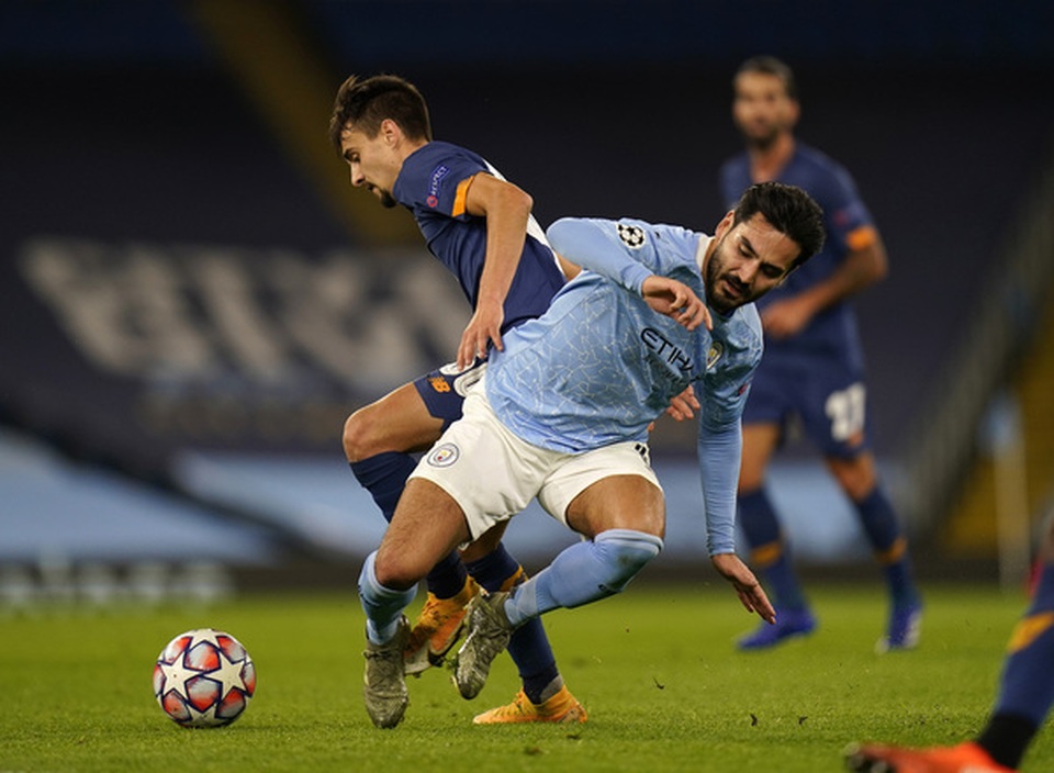 Man City ngược dòng đánh bại Porto tại Etihad - 1
