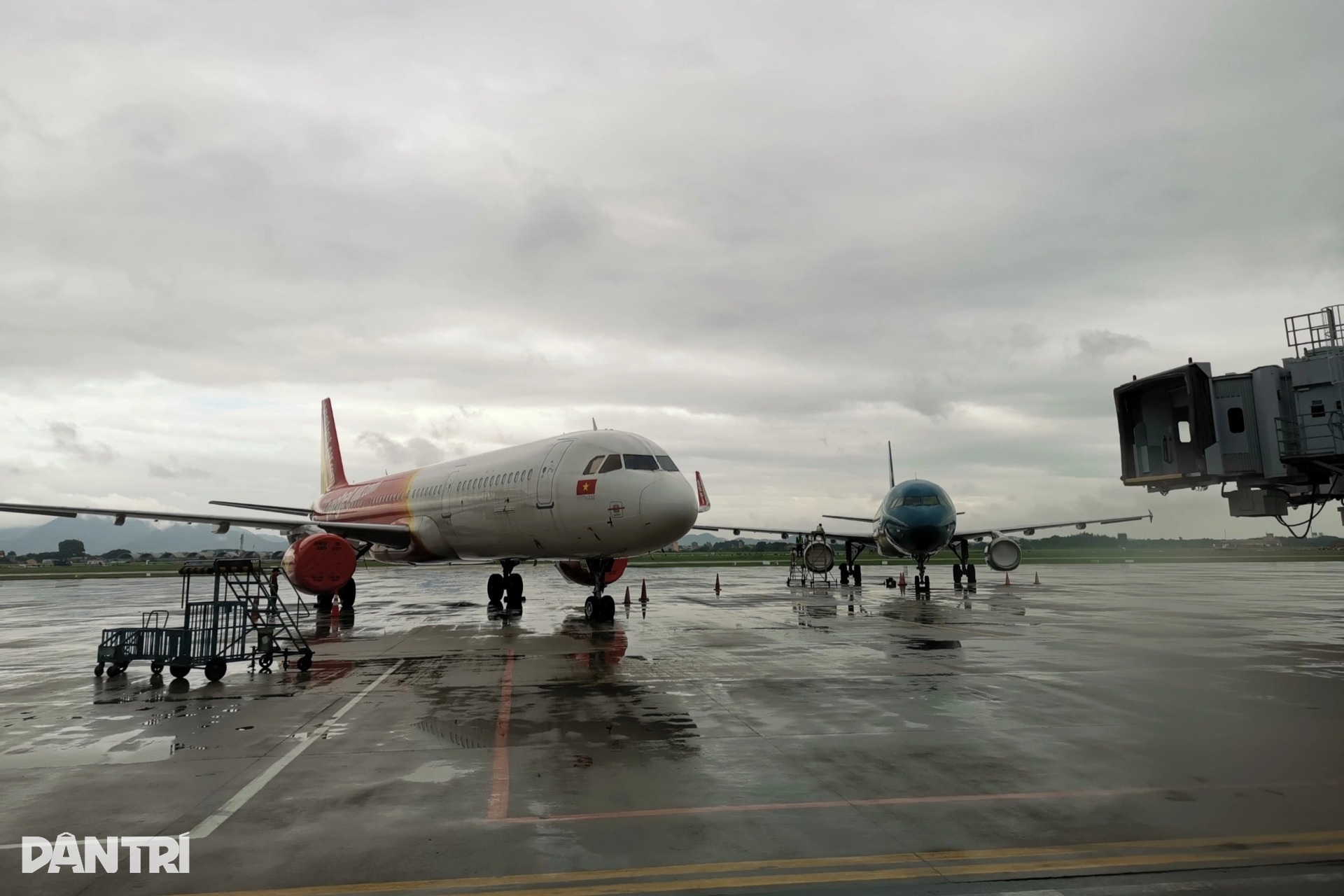 Đóng cửa sân bay Nội Bài cùng 3 sân bay phía Bắc để tránh siêu bão Yagi - 1 Đóng cửa sân bay Nội Bài cùng 3 sân bay phía Bắc để tránh siêu bão Yagi - 1