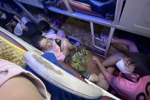 Người Hà Nội lái xe xuyên đêm, về quê muộn tránh cảnh tắc đường