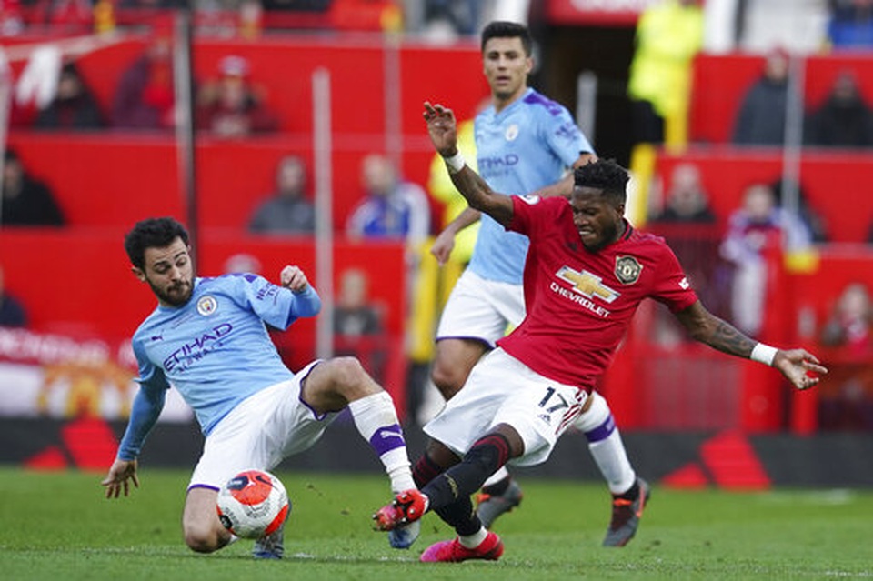 Wan-Bissaka nổi bật trong chiến thắng của Man Utd trước Man City - 3 Wan-Bissaka nổi bật trong chiến thắng của Man Utd trước Man City - 3