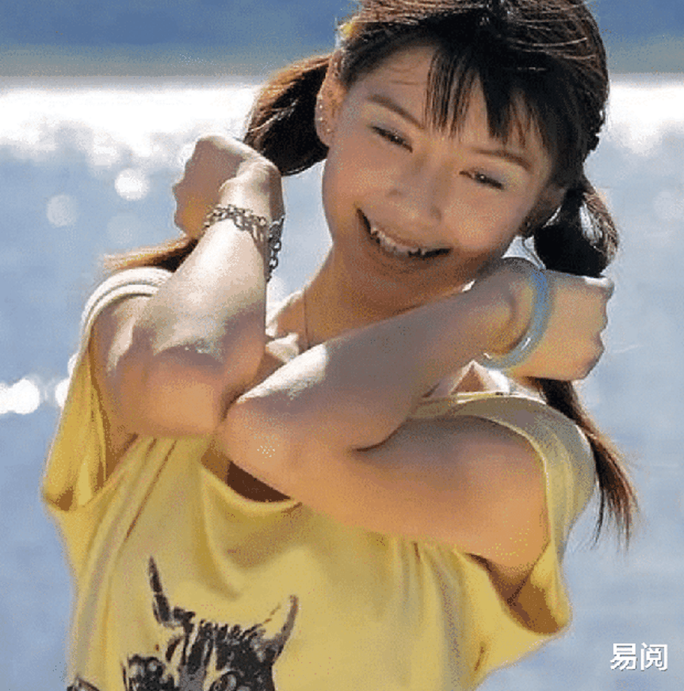 Bất ngờ trước nhan sắc của Angelababy năm 14 tuổi - 1 Bất ngờ trước nhan sắc của Angelababy năm 14 tuổi - 1
