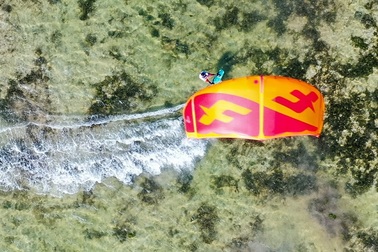 Ninh Thuận tổ chức lễ hội lướt ván diều đầu tiên tại Việt Nam