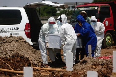 Số người chết cao chưa từng có tại tâm dịch Covid-19 châu Á